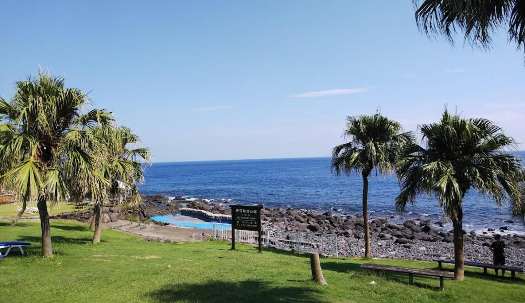 伊豆高原 温泉付別荘 Isana Mountain Villa Futo Extérieur photo